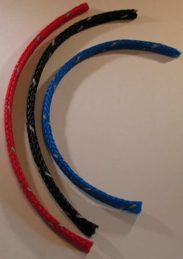 Curved ropes in red, black, blue